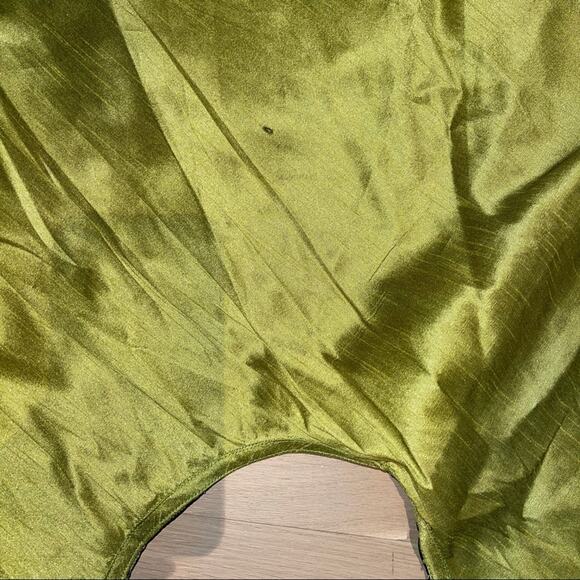 Christmas Tree Skirt Silk Velvet - Picture 8 of 9